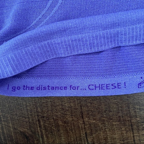 Lululemon Womens swiftly tech racerback tank top purple Sz 6 activewear - Picture 5 of 9
